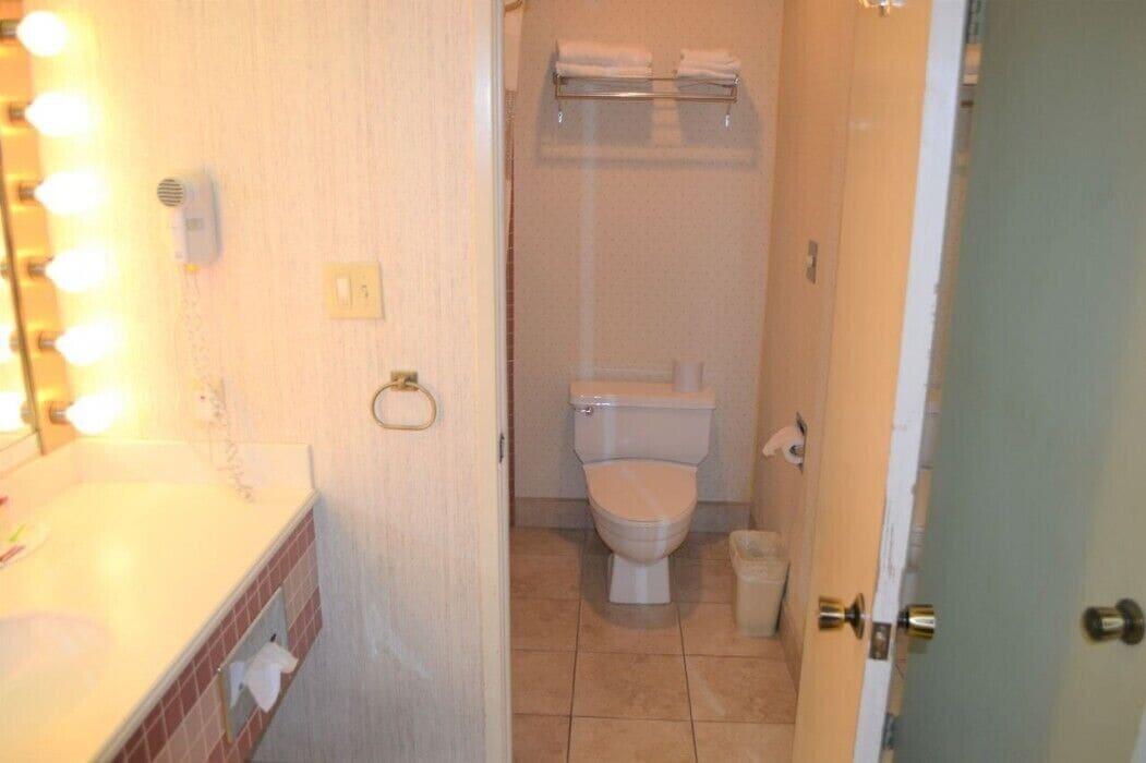Merced Inn & Suites Esterno foto